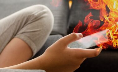 Nxehtësia ekstreme vë në rrezik celularët, ekspertët apelojnë për kujdes me bateritë
