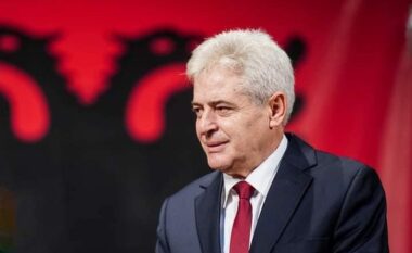 Ali Ahmeti: Protesta në Tiranë po dëmton turizmin dhe ekonominë e Shqipërisë