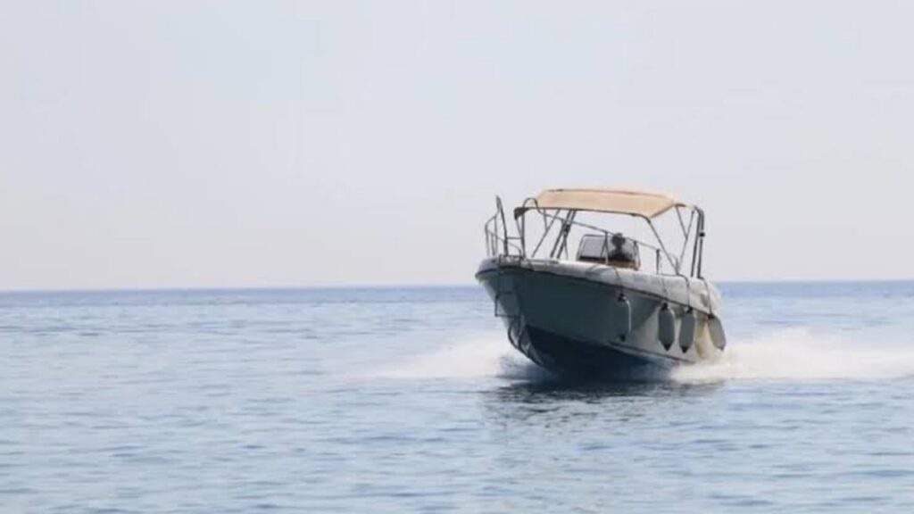 FOTO+VIDEO/ Publikohen pamjet nga aksidenti në Ksamil ku humbi jetën 20-vjeçari Albiano Kreçi